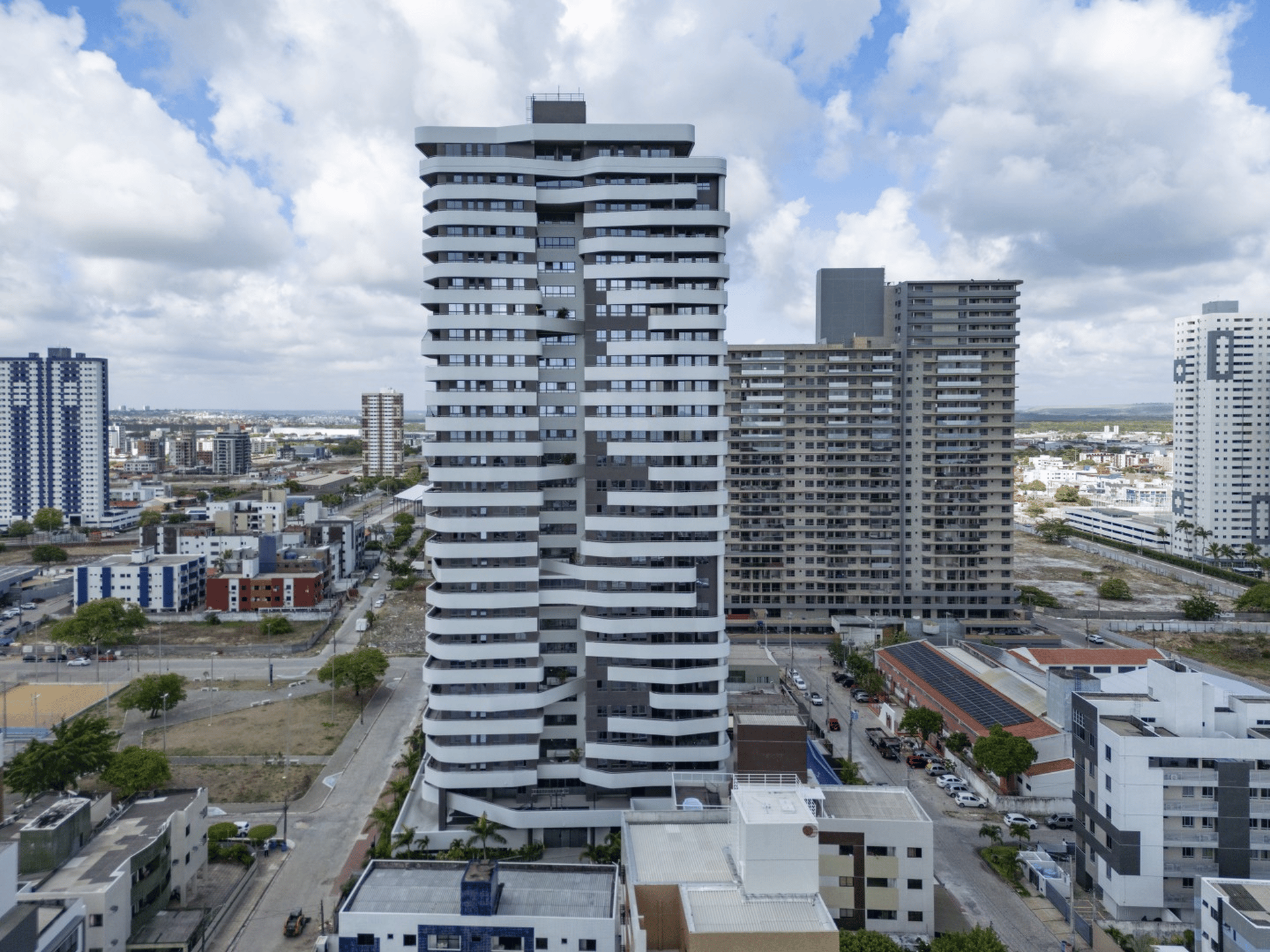 Apartamento à venda em Jardim Oceania, João Pessoa - SB Imóveis: 013 fachada
